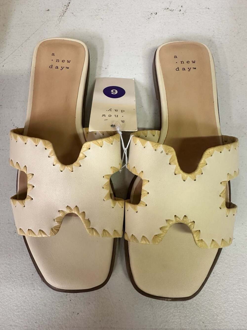 A New Day Slide Sandals Size 6 Cream White Scalloped Raffia Trim